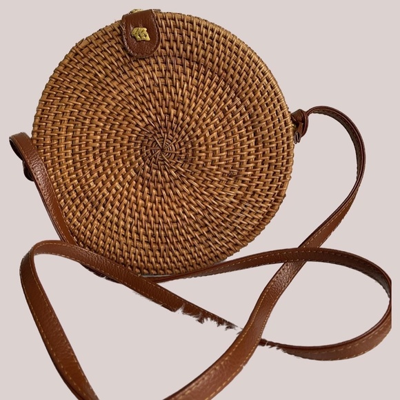 ROUND RATTAN CROSSBODY BAG - Picture 1 of 4